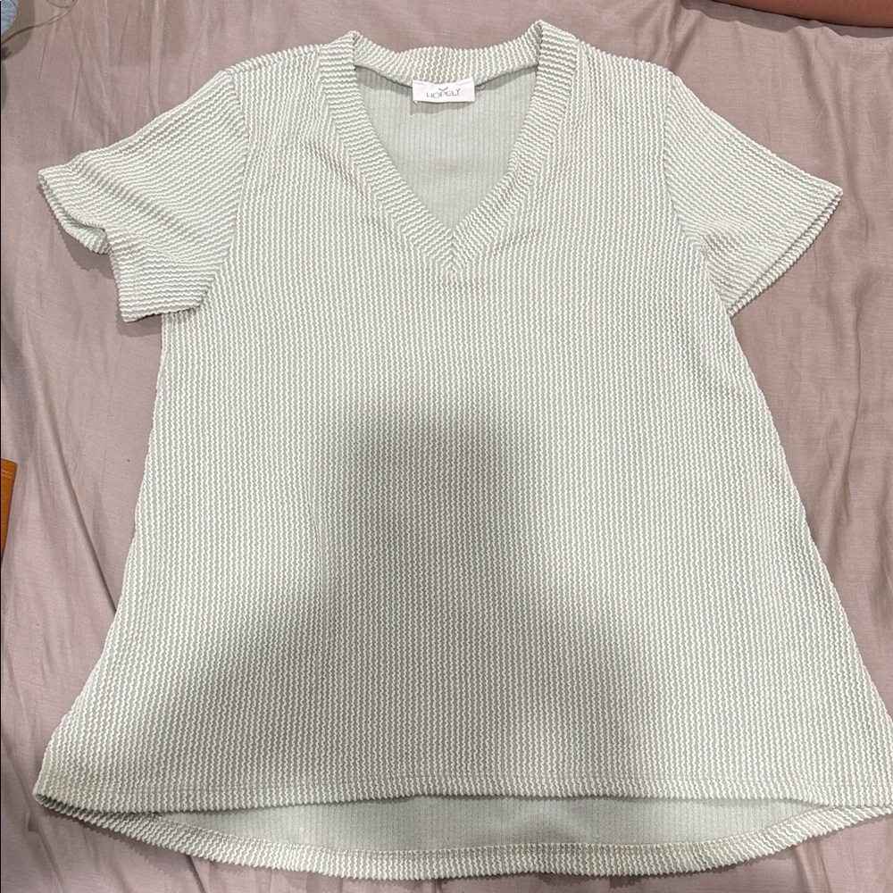 V-Neck Knit Short Sleeve Top